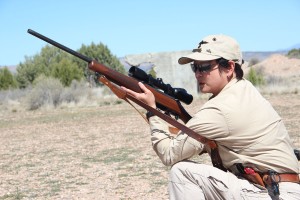Gunsite’s Il Ling New demonstrates pulling the Peabody sling up to your armpit when getting into shooting position.