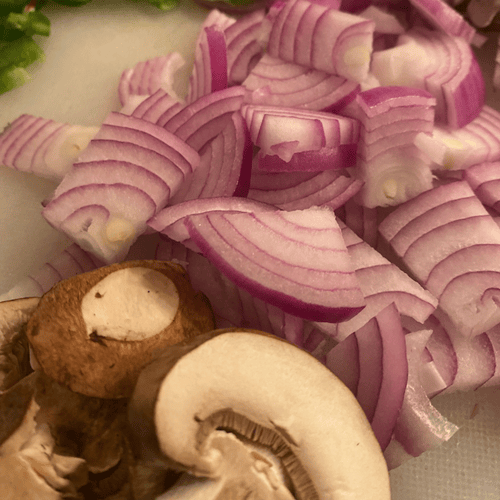 moss-goose pad thai onion mushroom 1080 x 1080